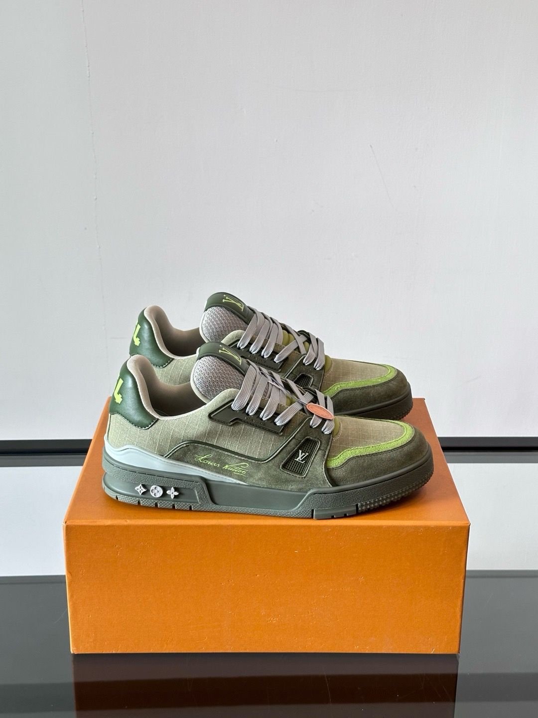 Louis Vuitton Trainer Green Mesh