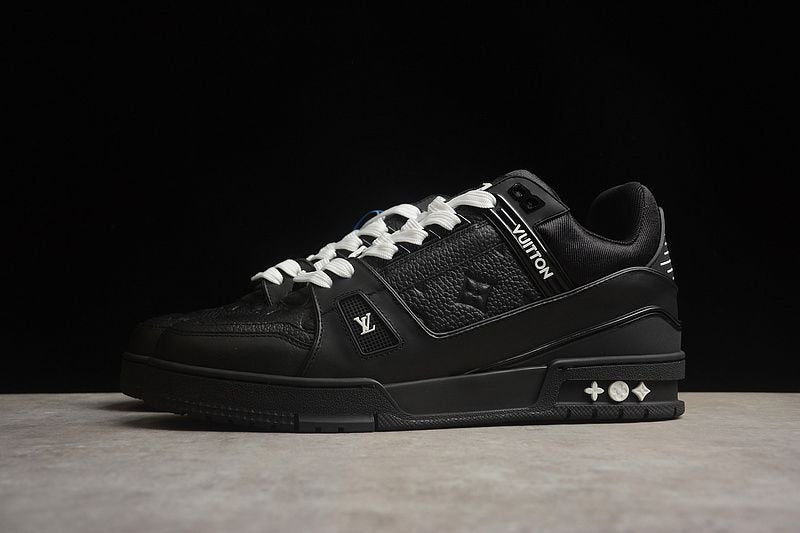 Louis Vuitton Trainer Black/White