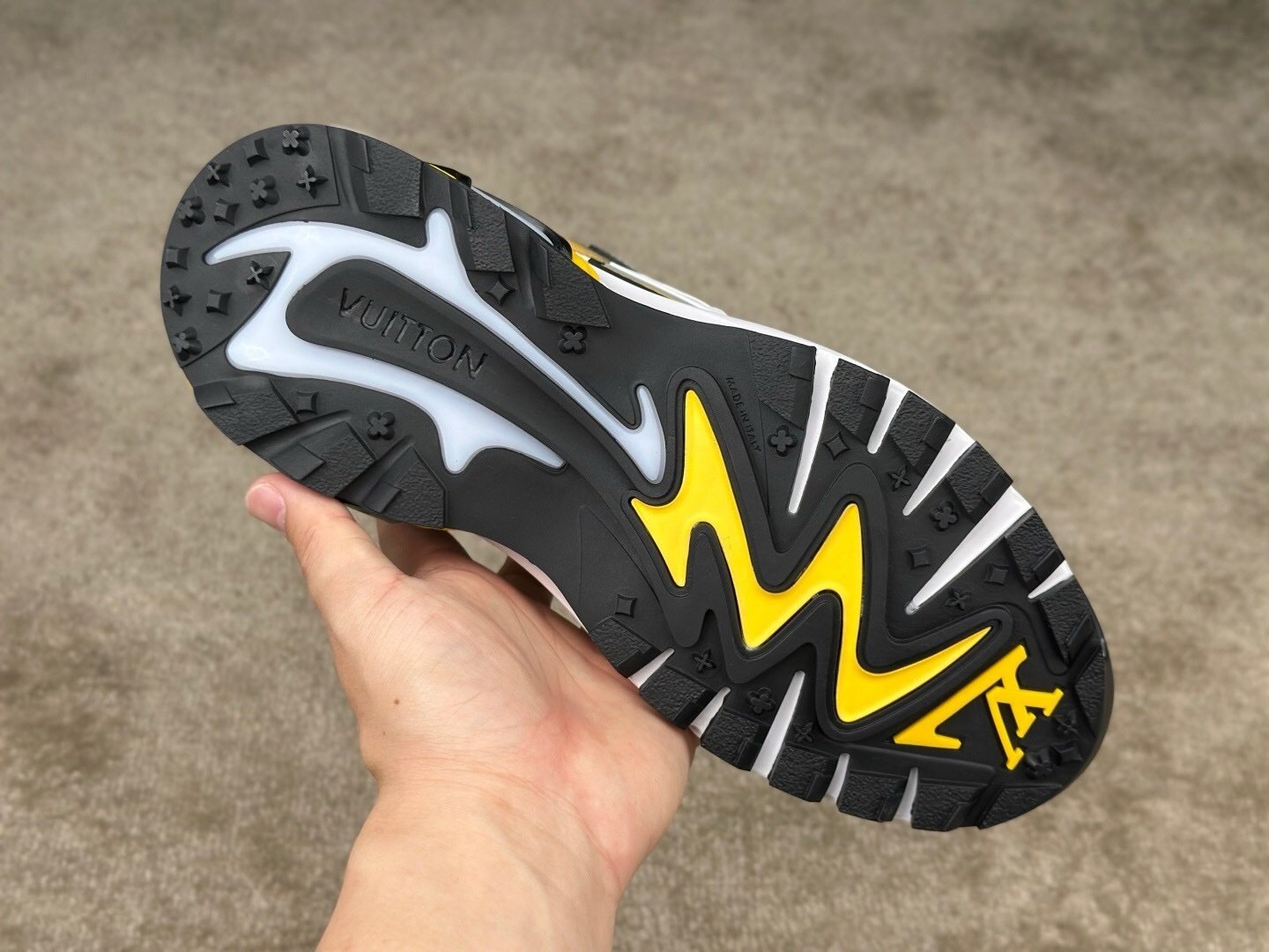 Louis Vuitton Runner Tatic Silver Yellow
