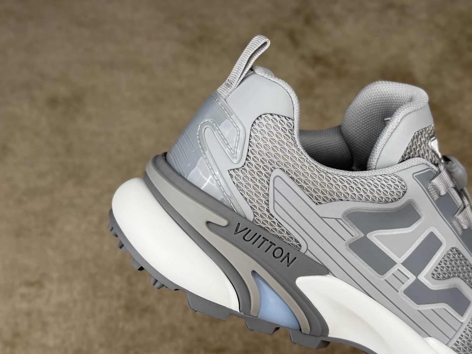 Louis Vuitton Runner Tatic 2.0 Grey
