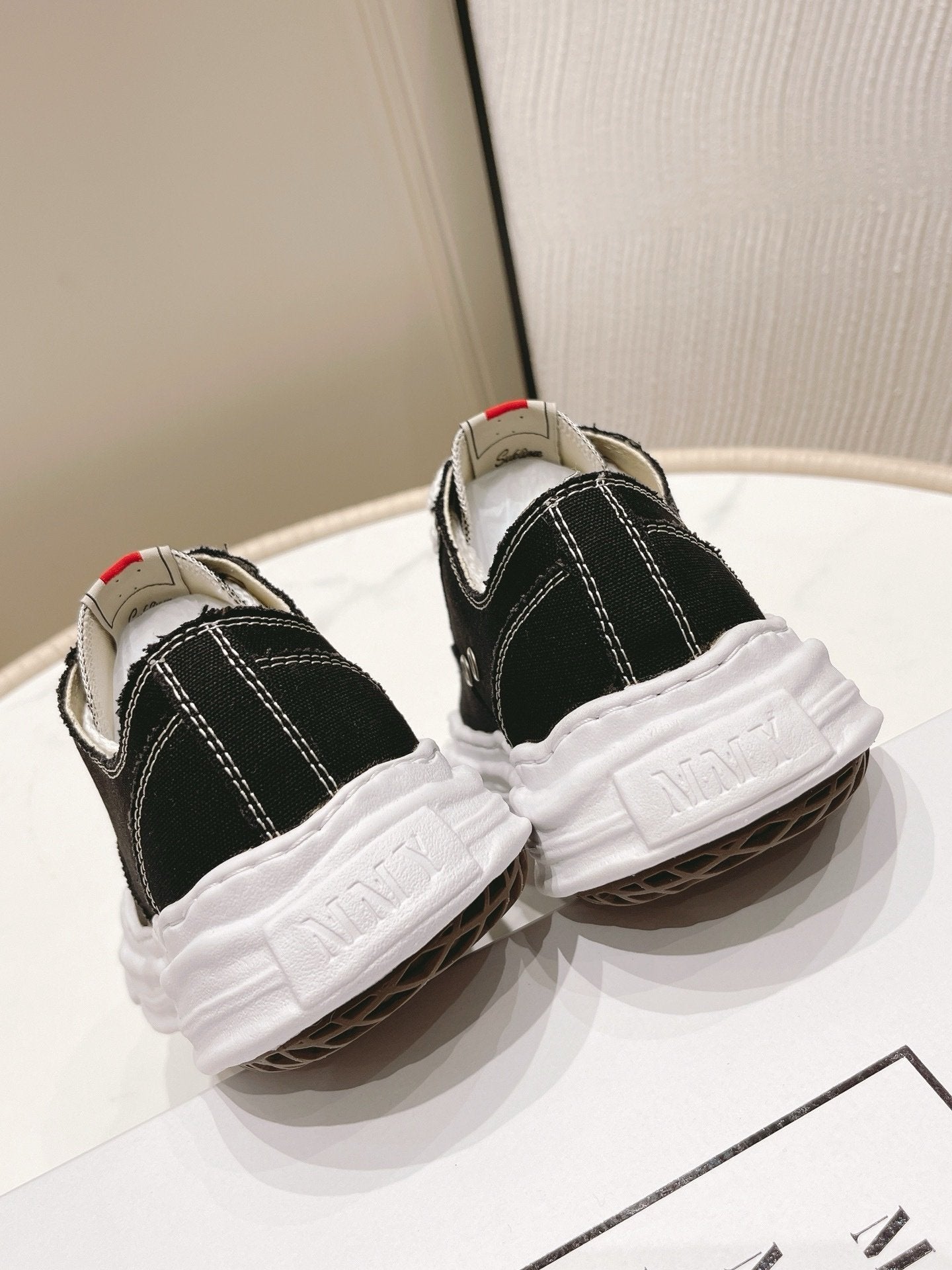 Maison Mihara Yasuhiro Hank OG Sole Canvas Low Black