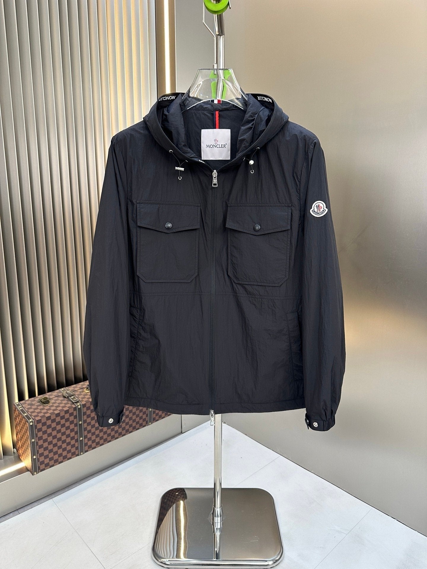 Moncler Plessur Crinkle Nylon Jacket In Black