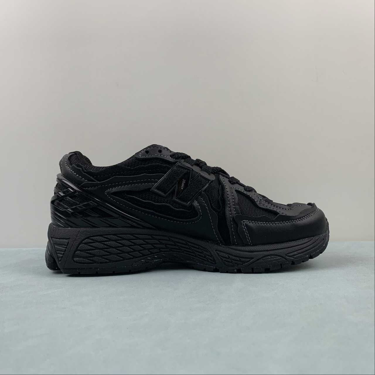 New Balance 1906D Protection Pack Black