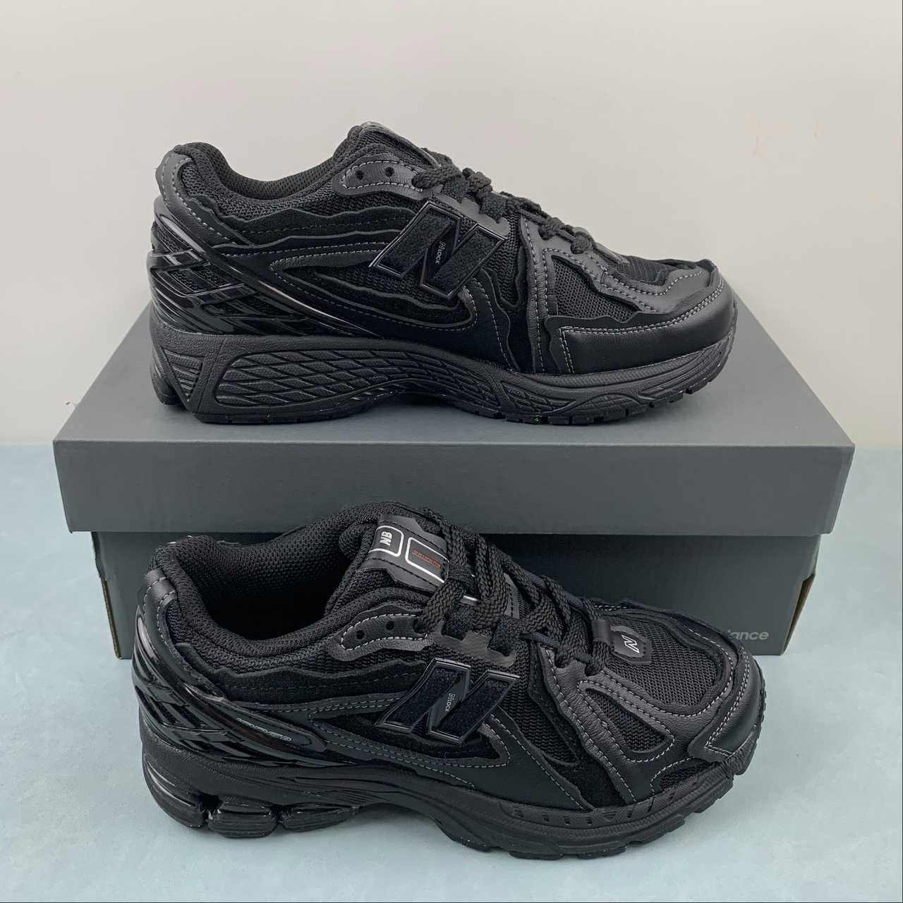 New Balance 1906D Protection Pack Black