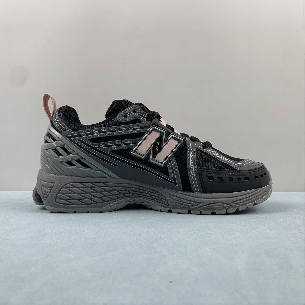 New Balance 1906R Black Pink Moon