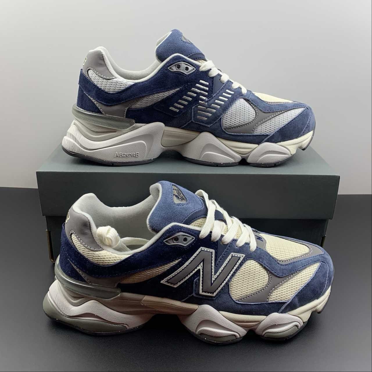 New Balance 9060 Navy Mushroom