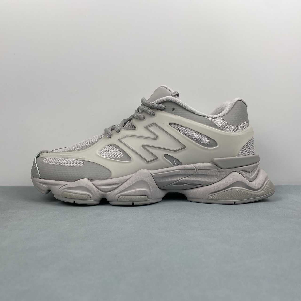 New Balance 9060 Grey/Grey