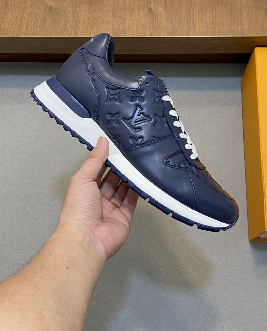 Louis Vuitton Run Away Navy/White