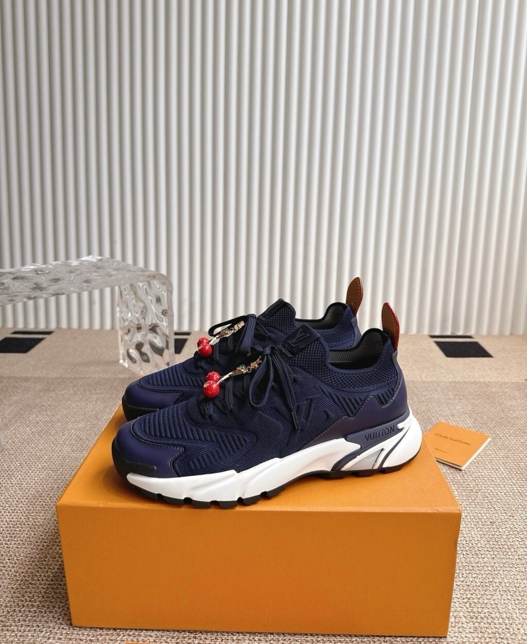 Louis Vuitton Runner Tatic Navy/White