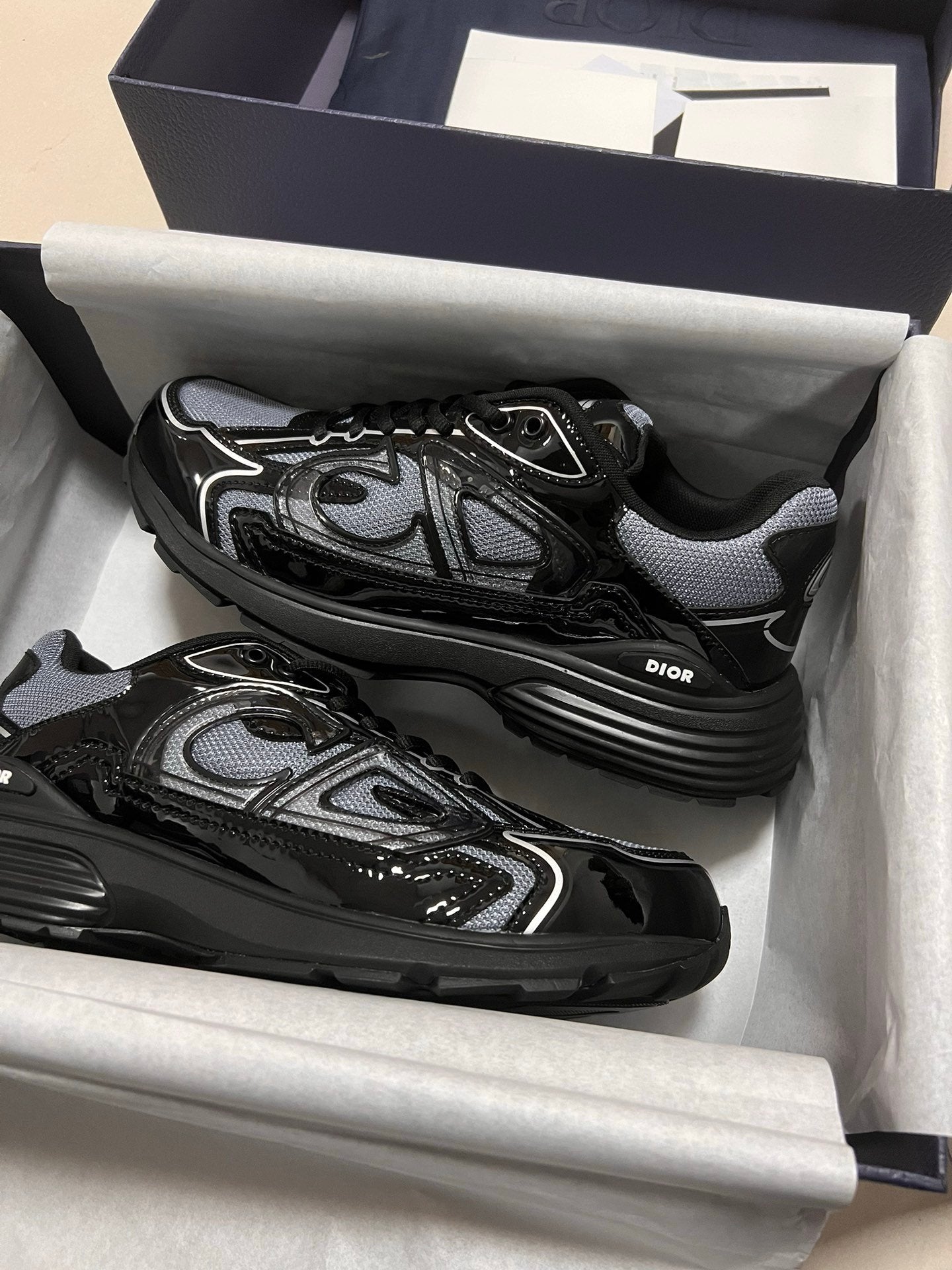 Dior B30 Reflective Patent Black/Grey