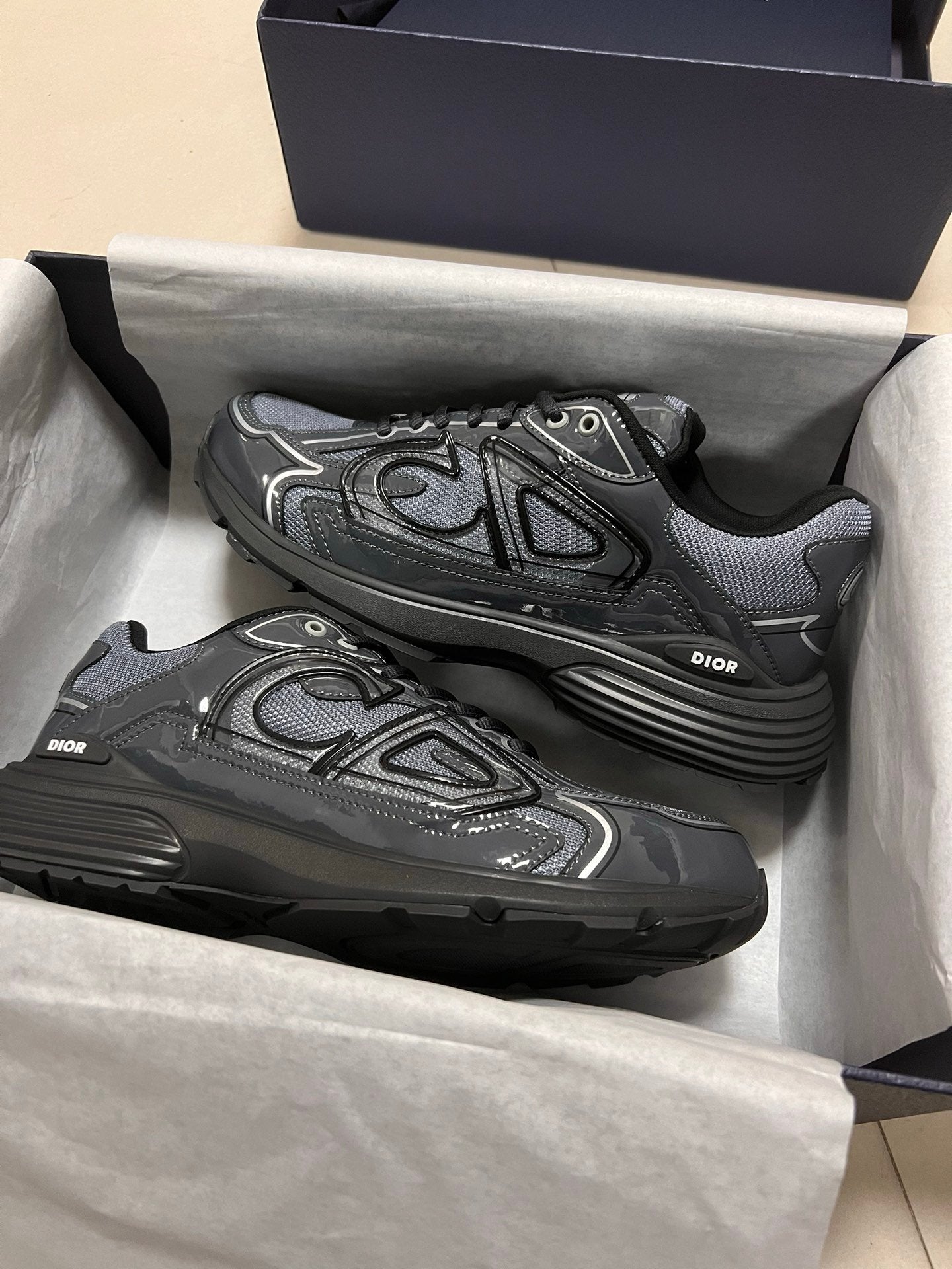 Dior B30 Reflective Patent Grey