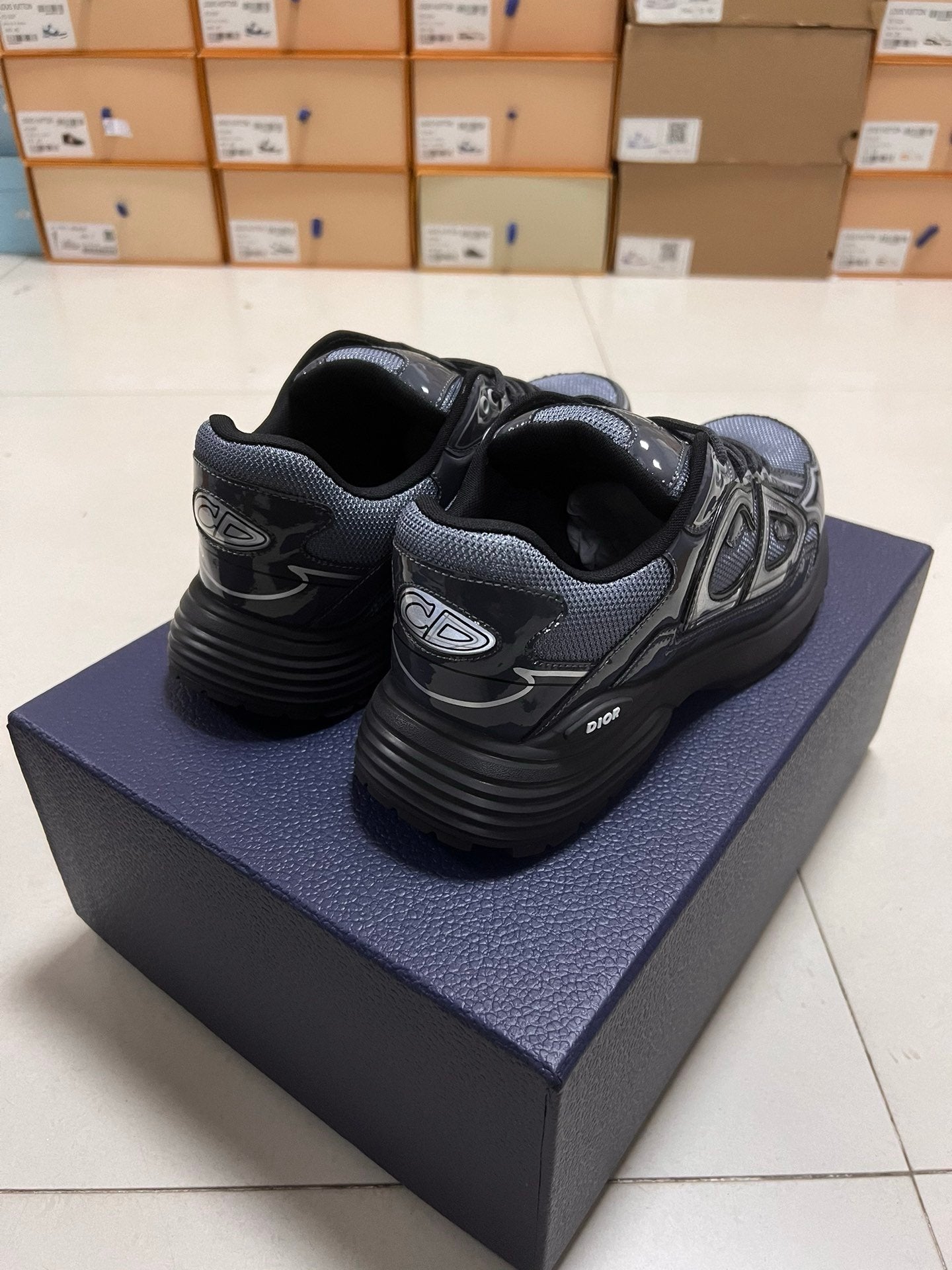 Dior B30 Reflective Patent Grey
