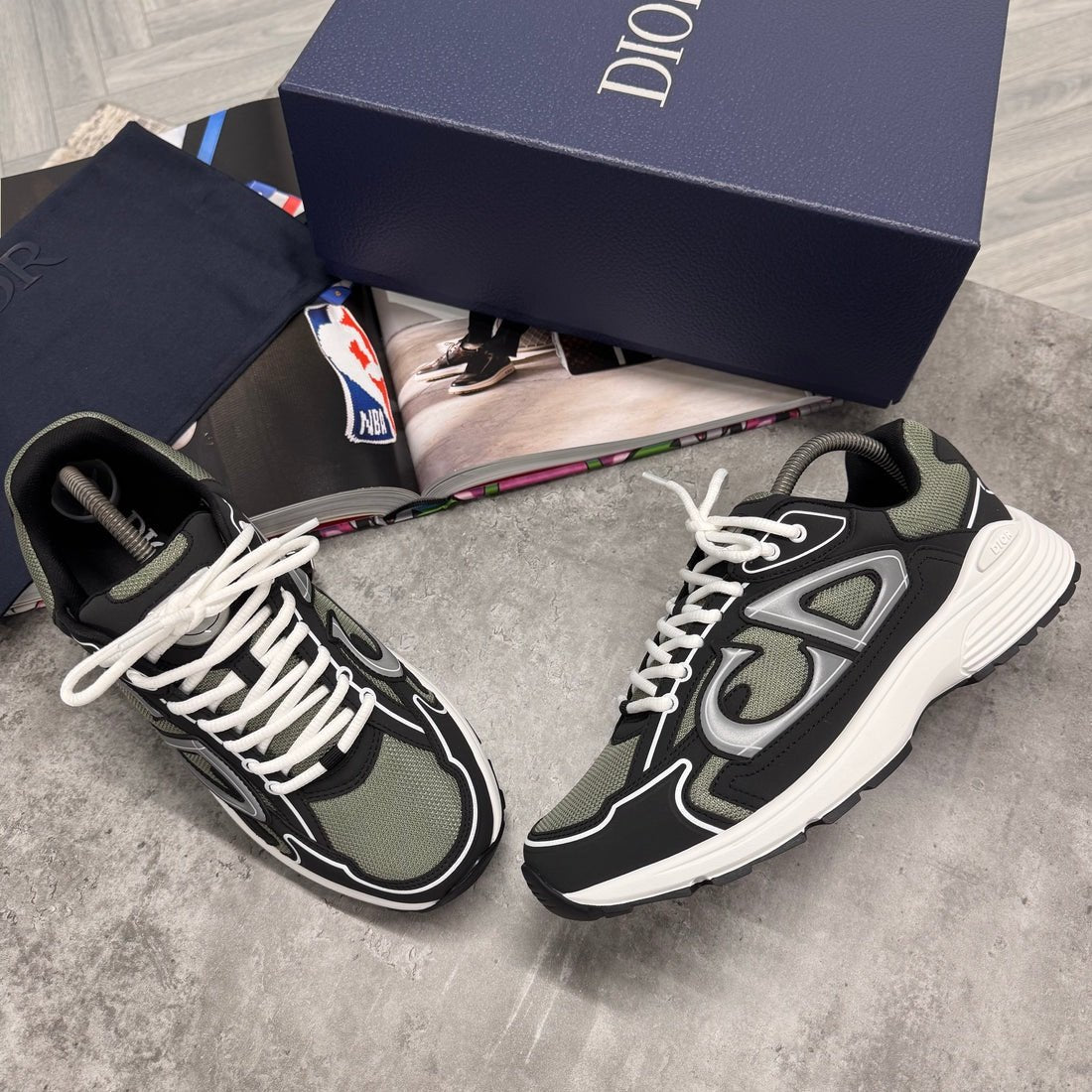 Dior B30 Reflective Green/Black White