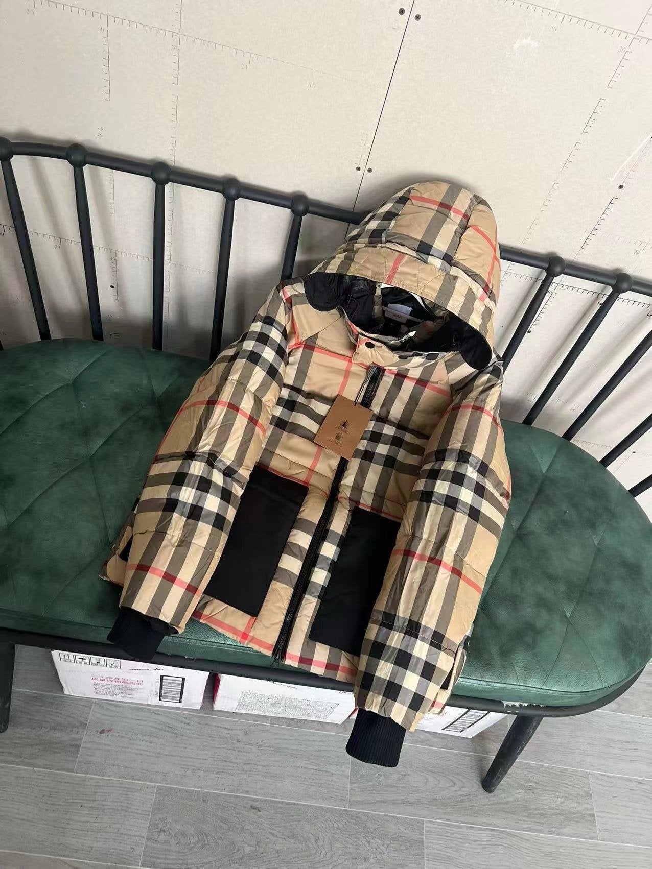Burberry Vintage Check Padded Jacket