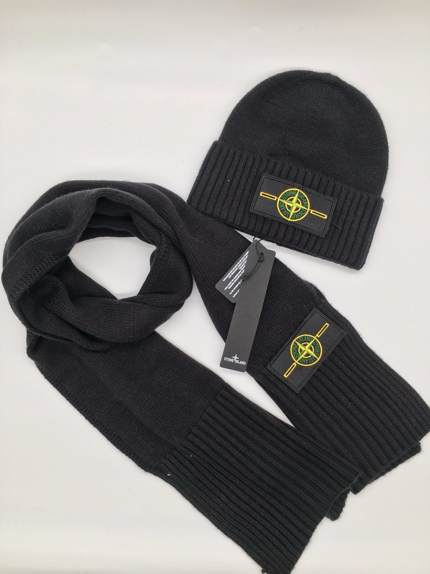 Stone Island Logo Patch Sjaal & Muts Set