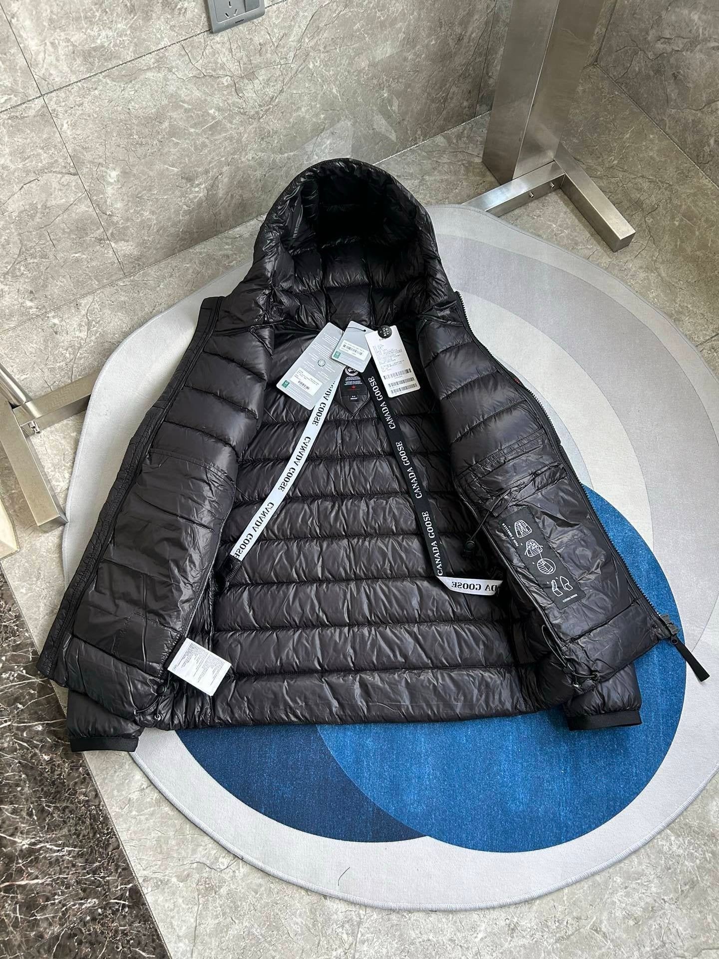 Canada Goose Crofton Down Jacket Black