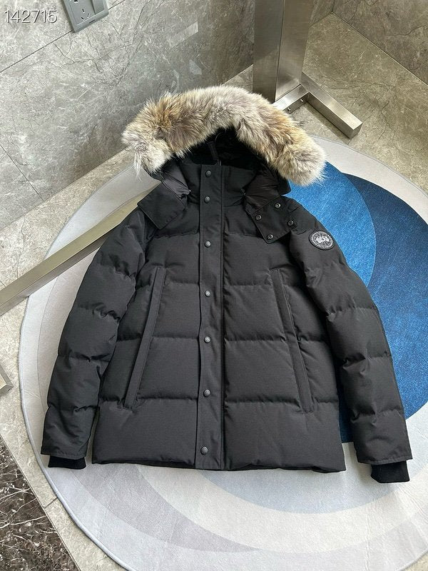 Canada Goose Wyndham Parka Black Label Fur