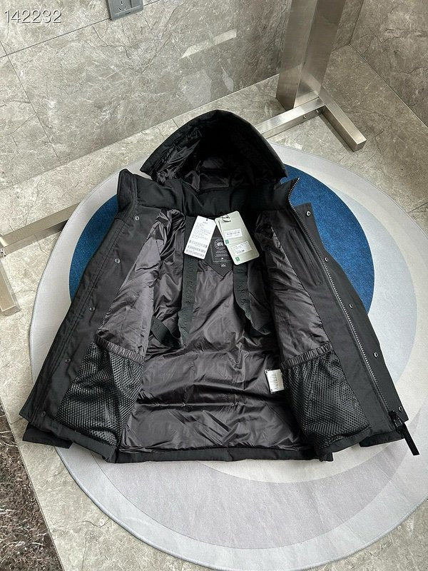 Canada Goose Wyndham Parka Black Label