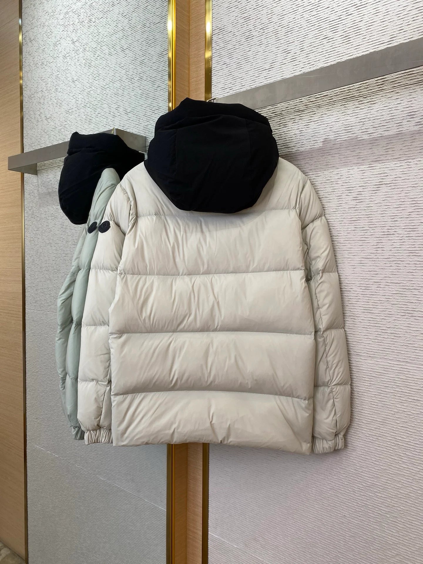 Moncler Madeira Down Jacket White/Black