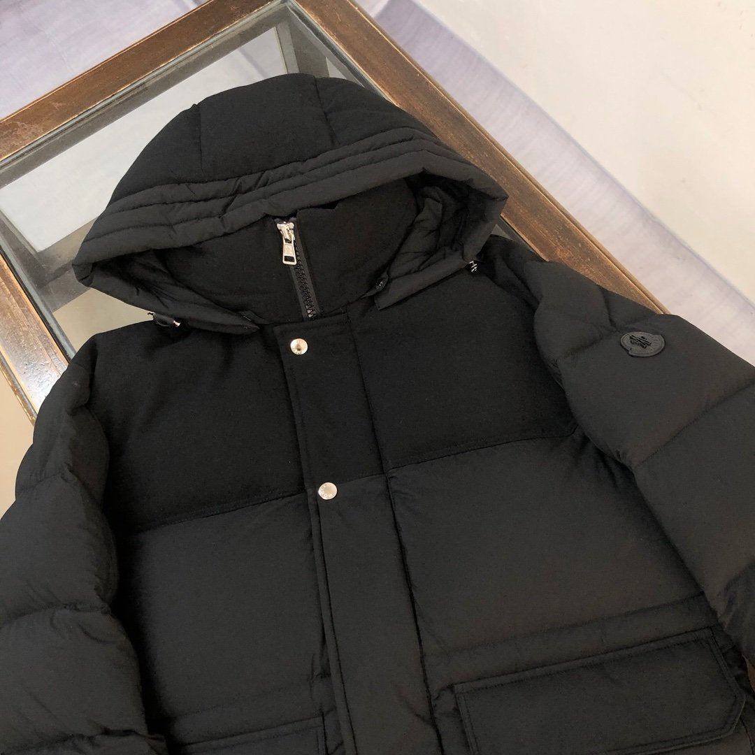Moncler Musalla Short Down Jacket Black