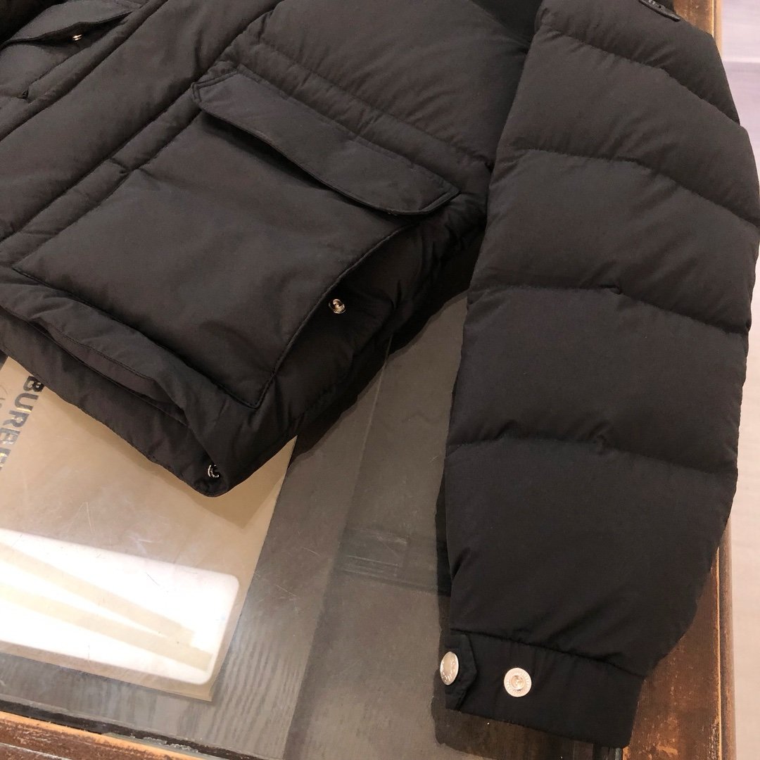 Moncler Musalla Short Down Jacket Black