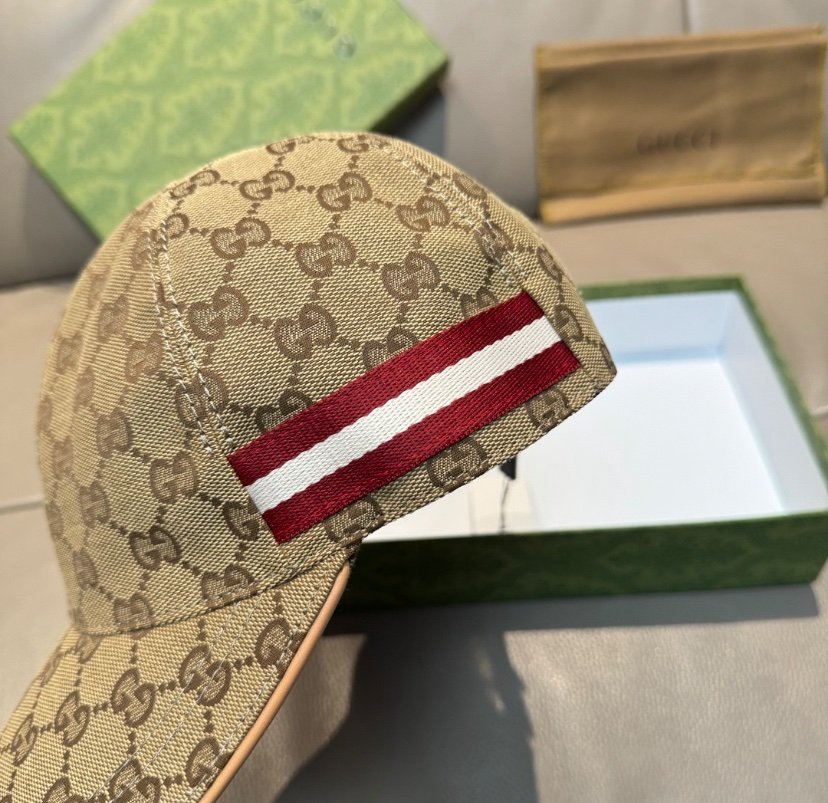 Gucci GG Baseball Cap Limited Edition Red White