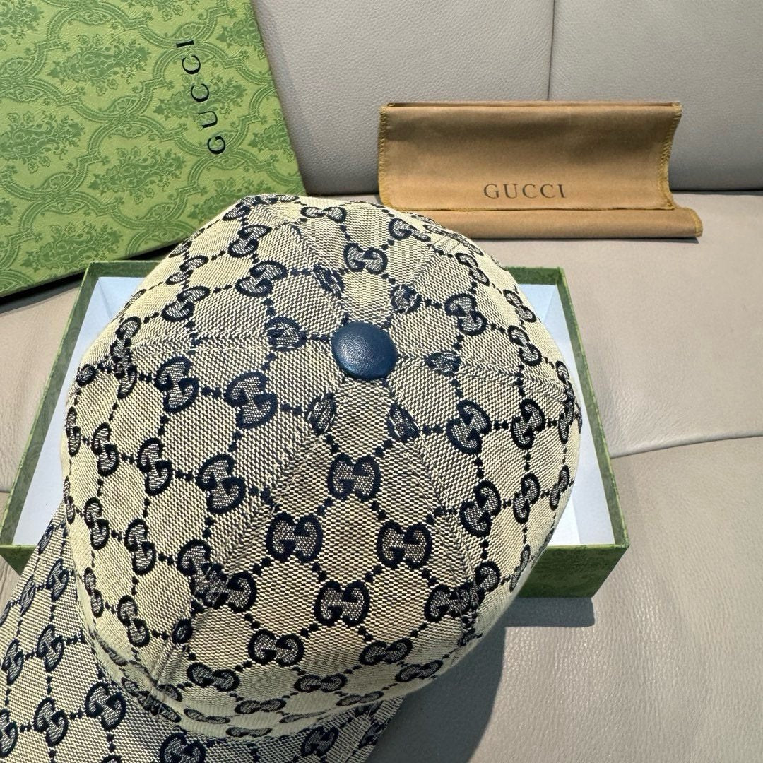 Gucci GG Canvas Baseball Cap Grey