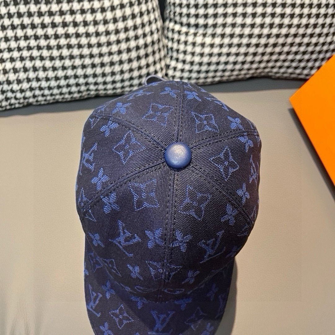 Louis Vuitton Monogram Essential Cap Blue