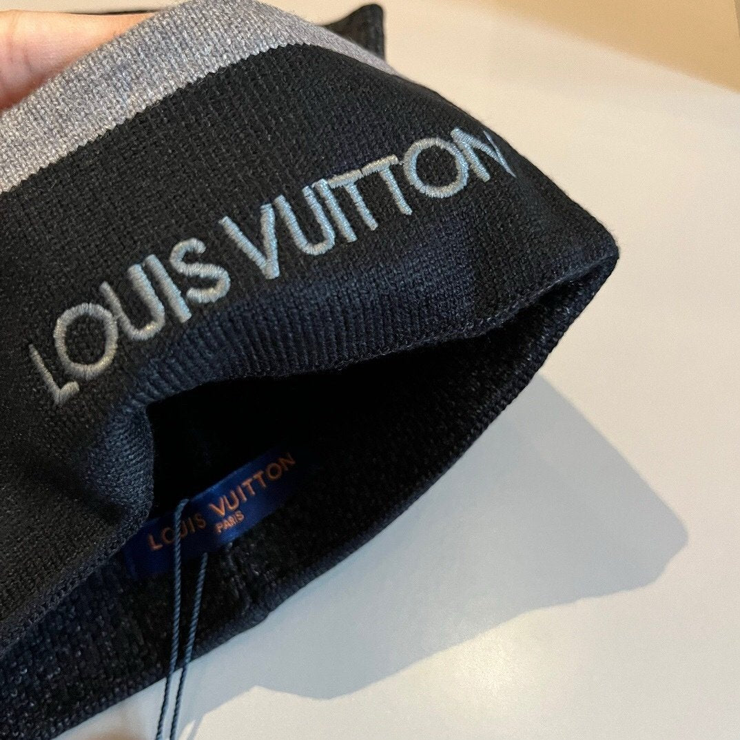 Louis Vuitton Monogram Eclipse Beanie