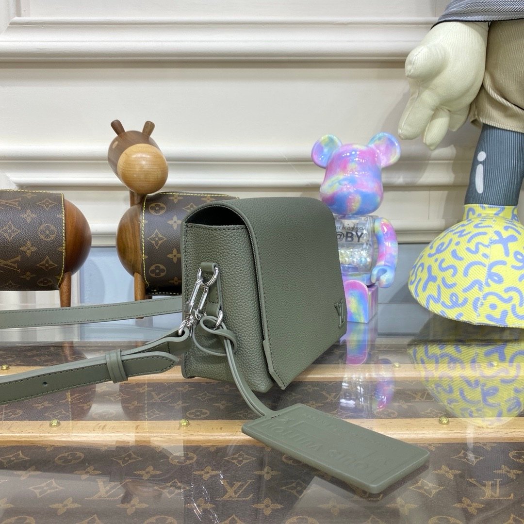 Louis Vuitton Fastline LV Aerogram Bag Khaki Green
