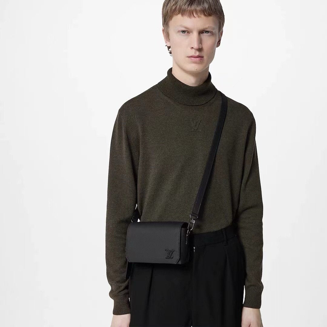 Louis Vuitton Fastline LV Aerogram Bag Black
