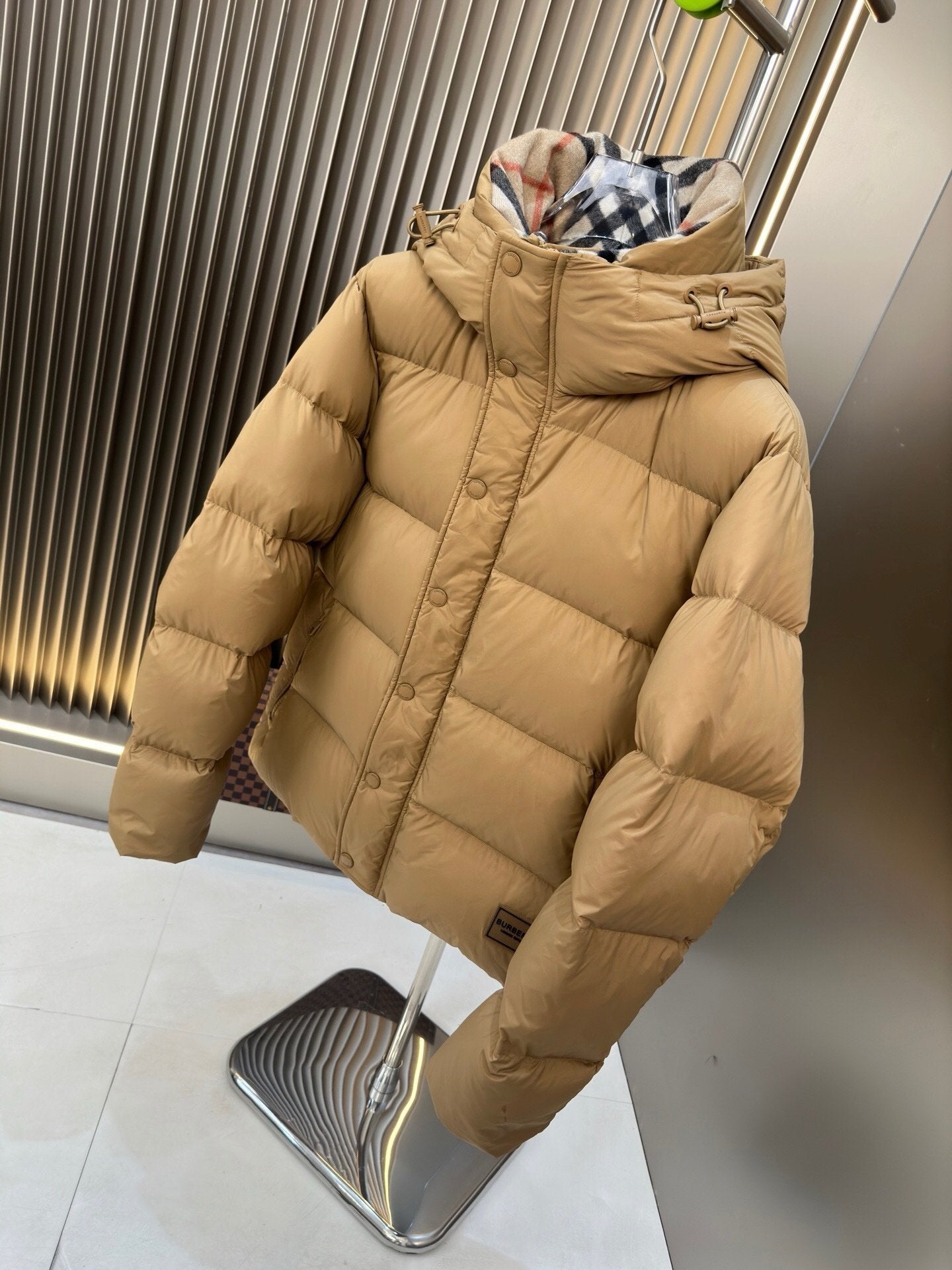 Burberry Halsby Puffer Down Jacket Beige