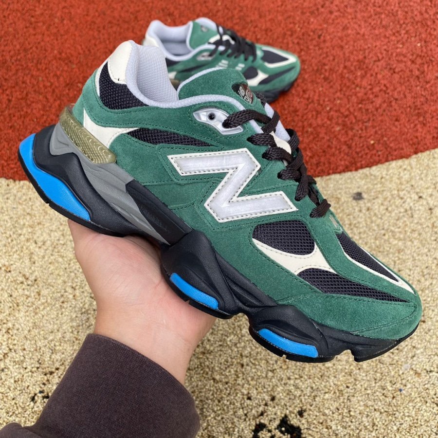 New Balance 9060 Forest Green