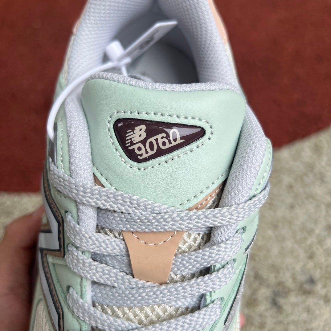 New Balance 9060 Clay Ash