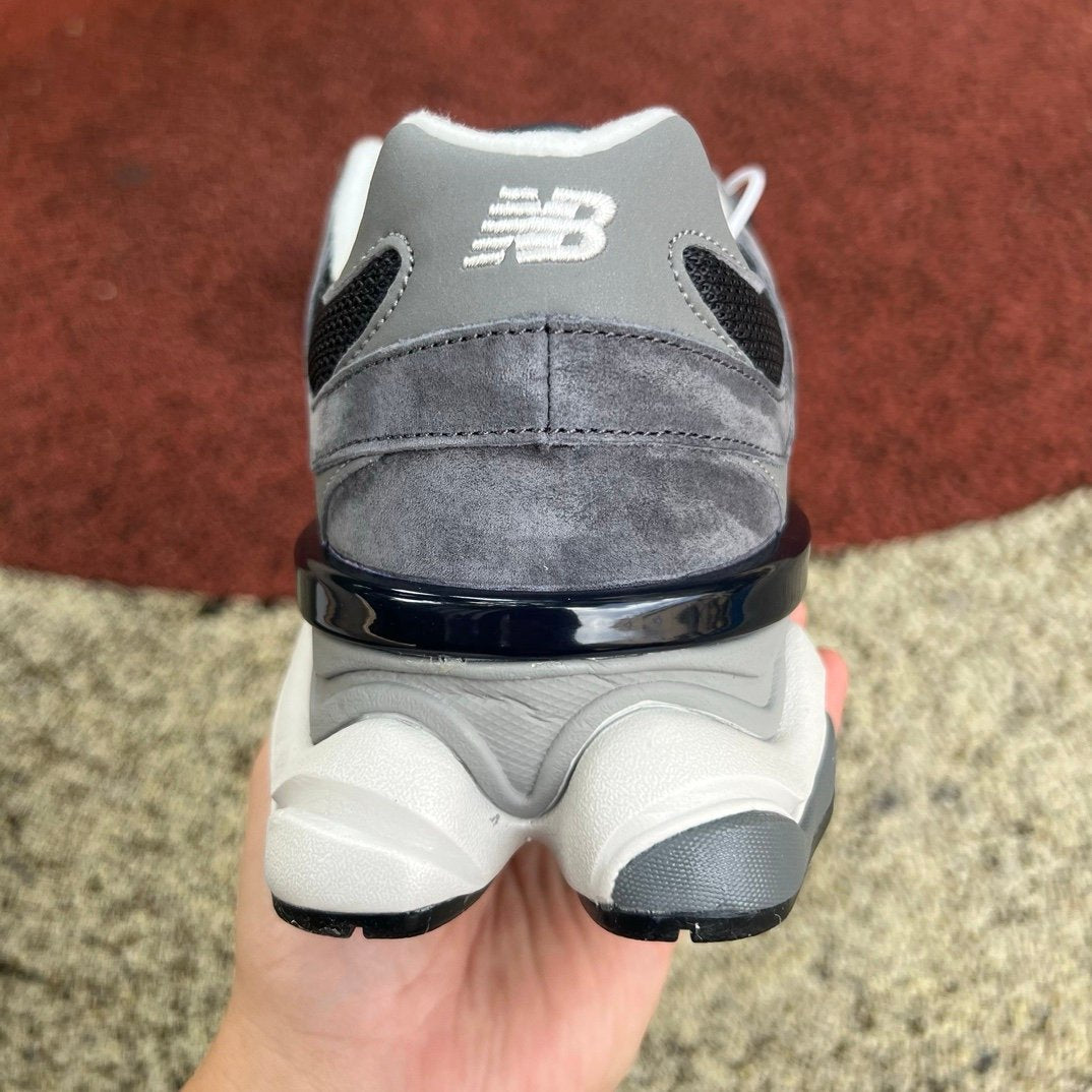 New Balance 9060 Phantom Castlerock