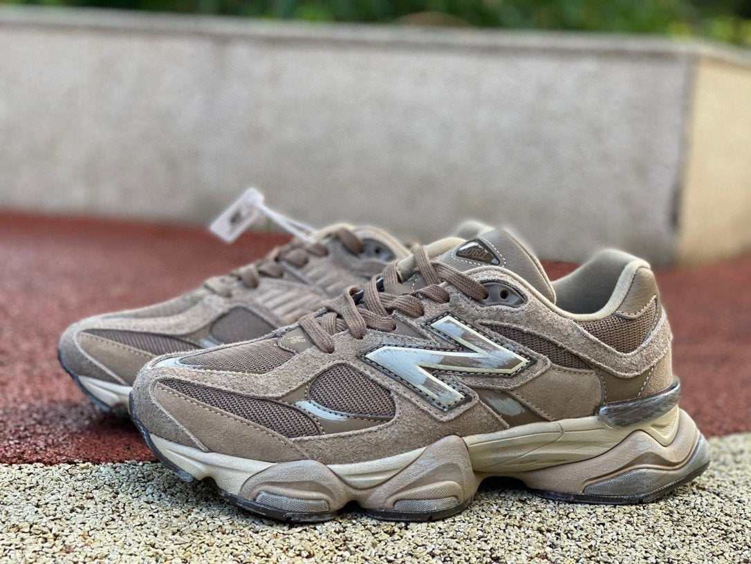 New Balance 9060 Mushroom Timberwolf