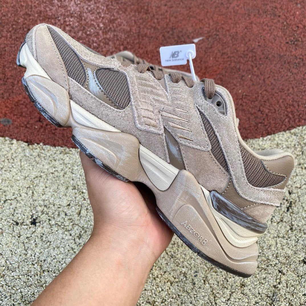 New Balance 9060 Mushroom Timberwolf