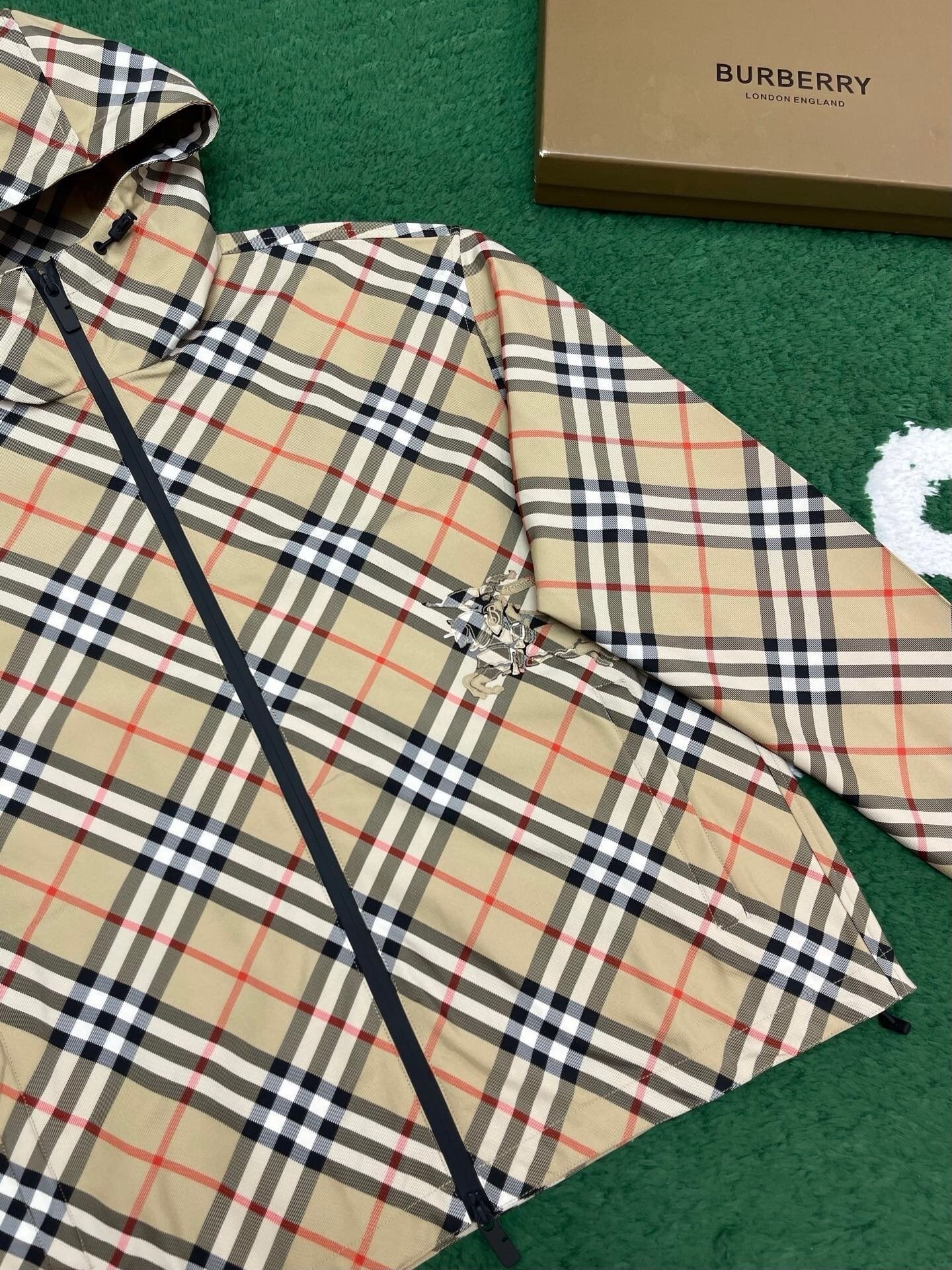 Burberry Check Jacket In Sand