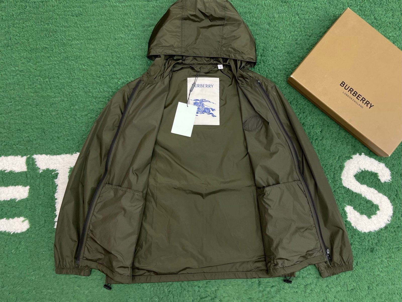 Burberry Green Light Jacket Newport