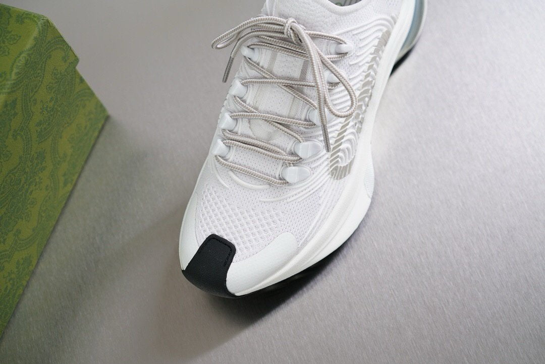 Gucci GG Run Sneaker White Grey