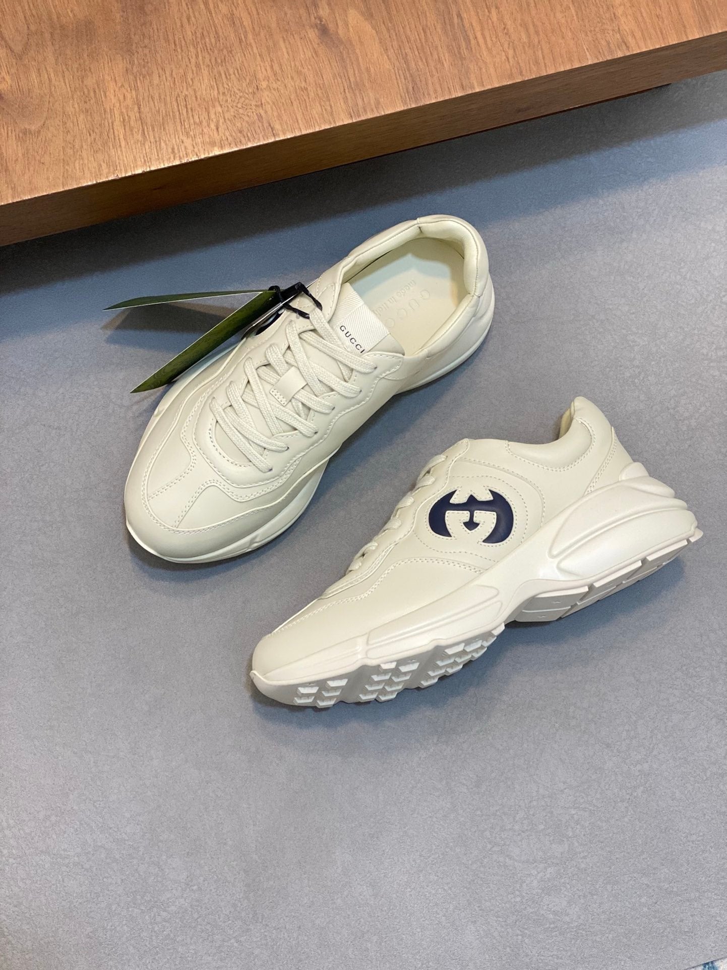 Gucci Rhyton Interlocking G White/Black