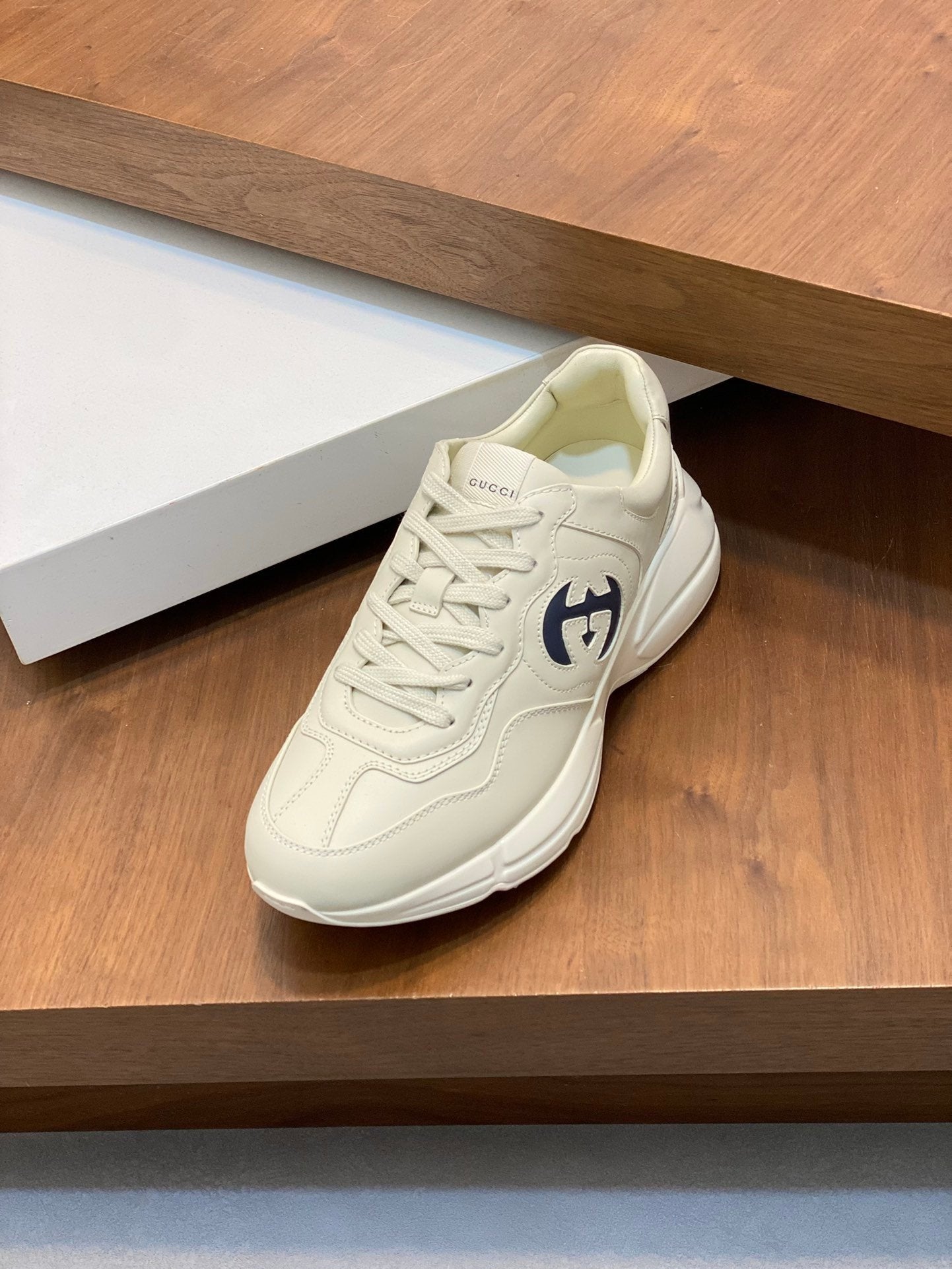 Gucci Rhyton Interlocking G White/Black