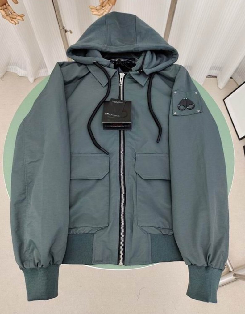 Moose Knuckles Oxley Bomber Jacket In Grey