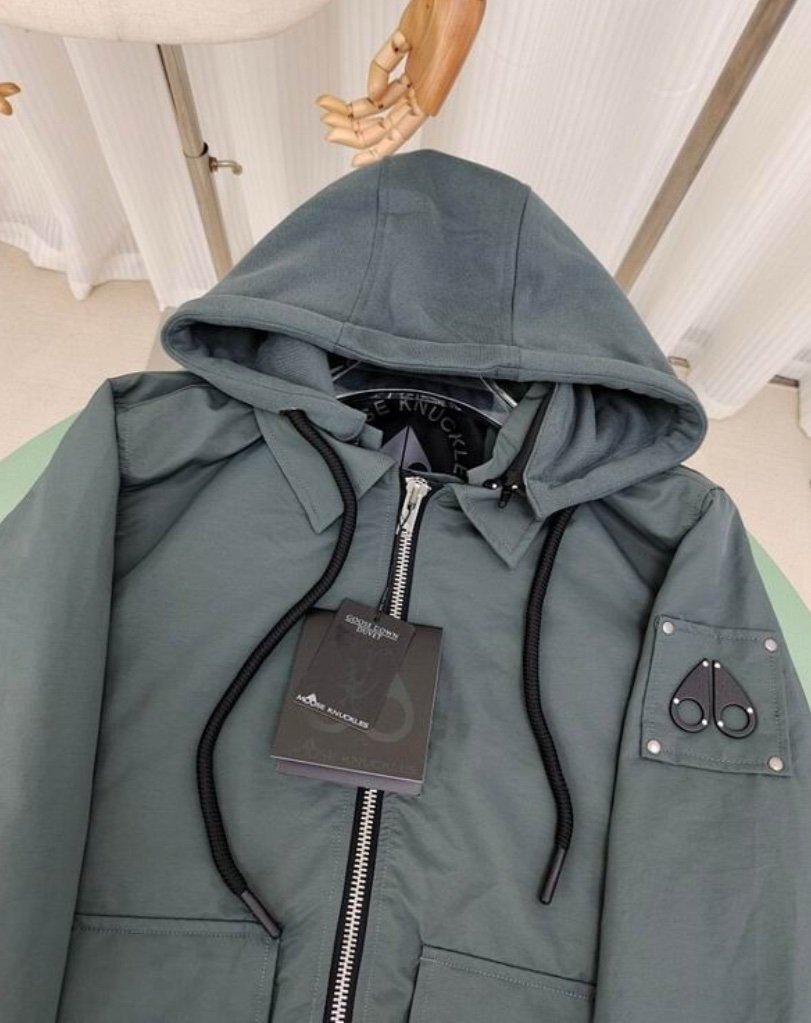 Moose Knuckles Oxley Bomber Jacket In Grey