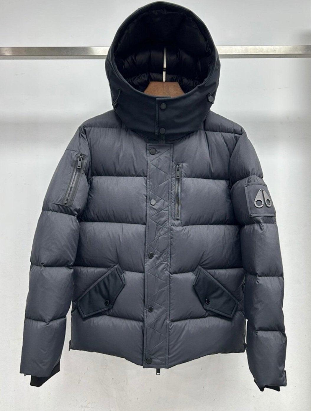 Moose Knuckles Everest Moose Q3 Jacket In Black