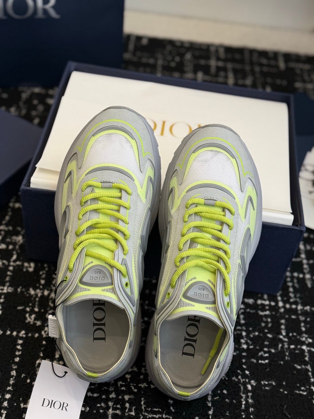 Dior B30 Countdown Tech Yellow/White Semi Transparant