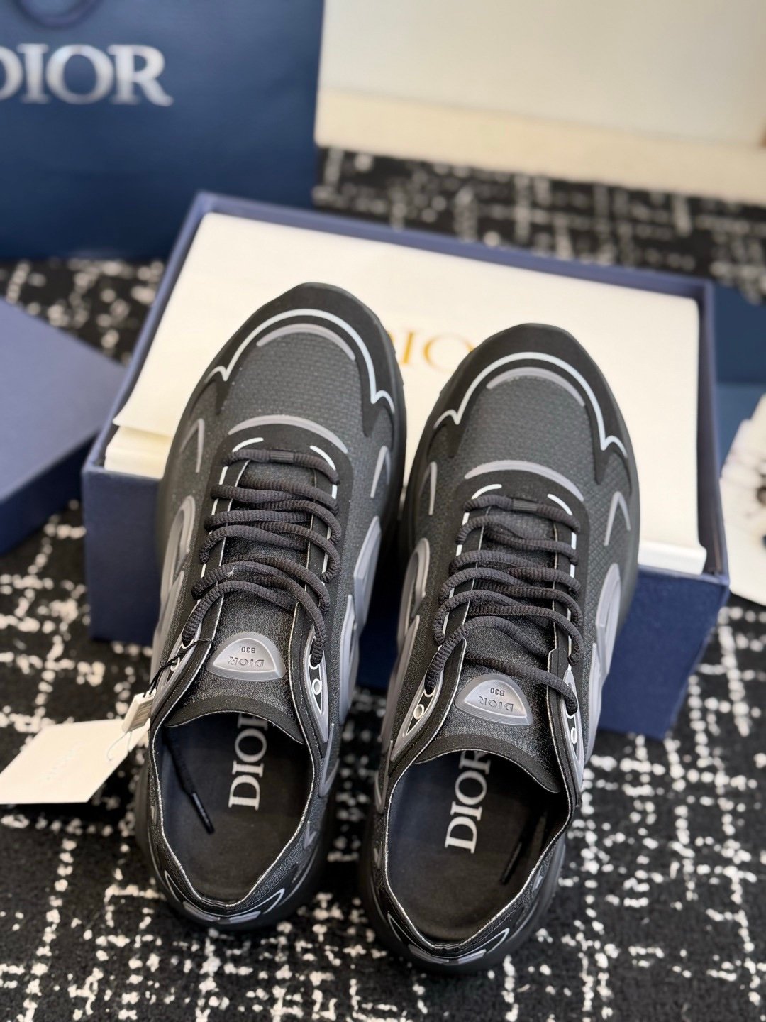 Dior B30 Countdown Tech Black Semi Transparant