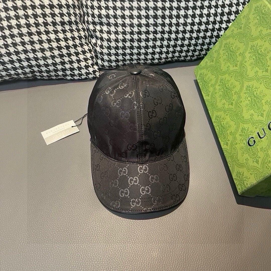 Gucci GG Ripstop Baseball Cap In Black