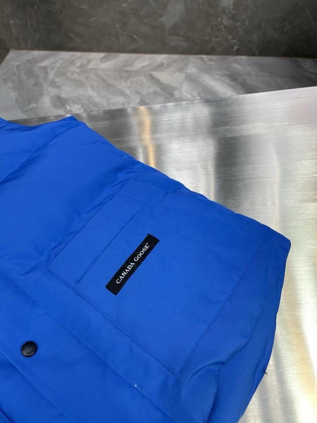 Canada Goose Freestyle Down Bodywarmer In Blue