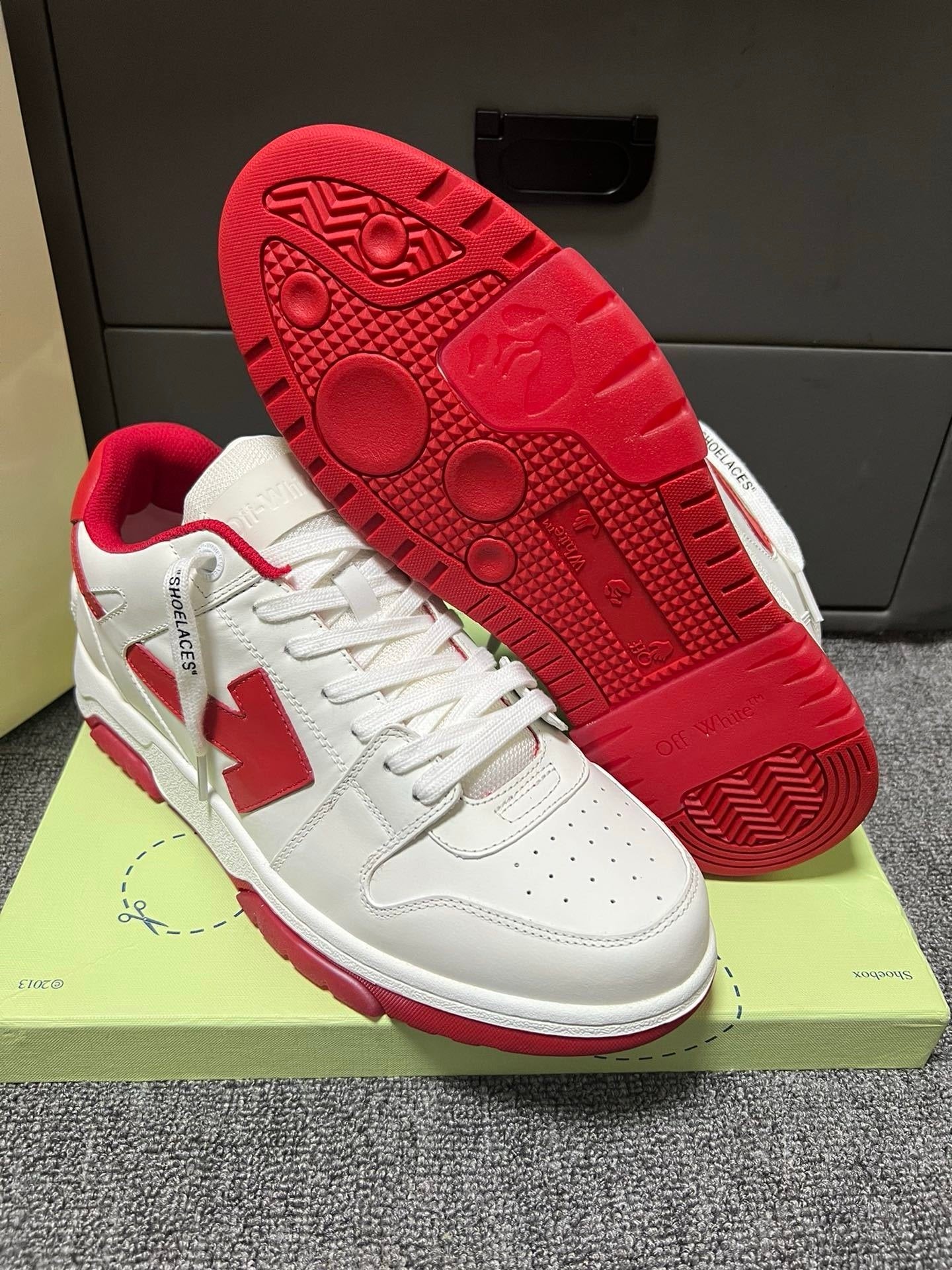 Off-White Out Of Office Low Top White/Red